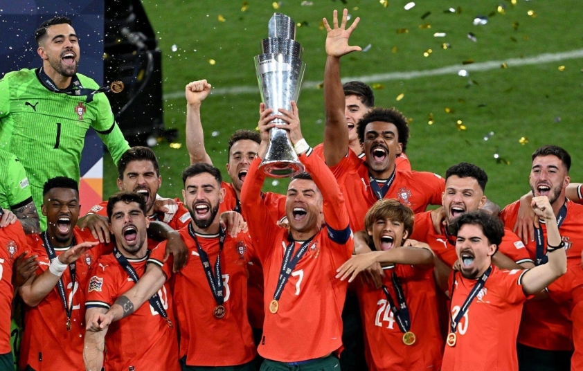 CHÍNH THỨC: Ronaldo chốt tương lai sau khi vô địch Nations League 646951
